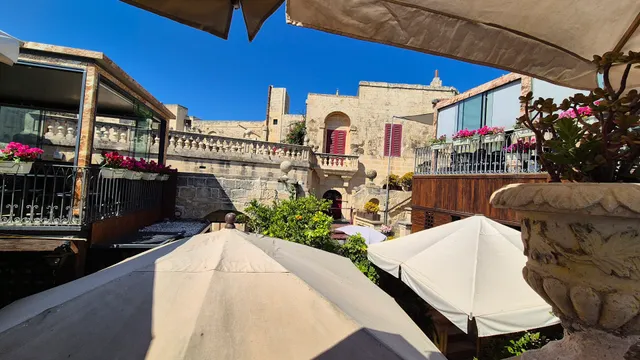 Fontanella Tea Garden