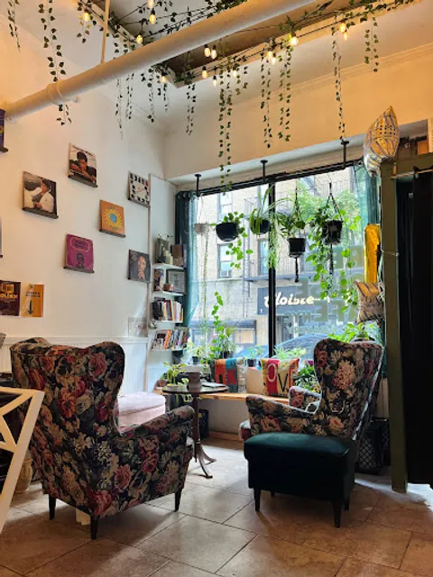 The Haus of Collectives