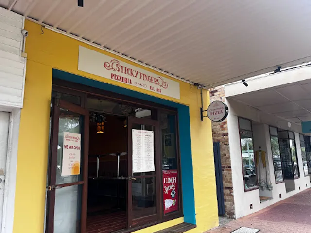 Sticky Fingers Pizzeria