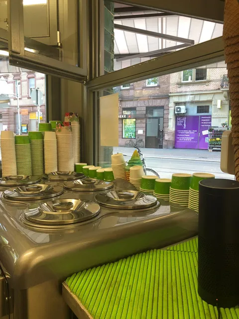 Timi - Eiscafe und Waffeln