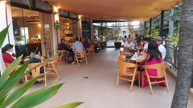 Lou Bistrô - Restaurante, Eventos e Café