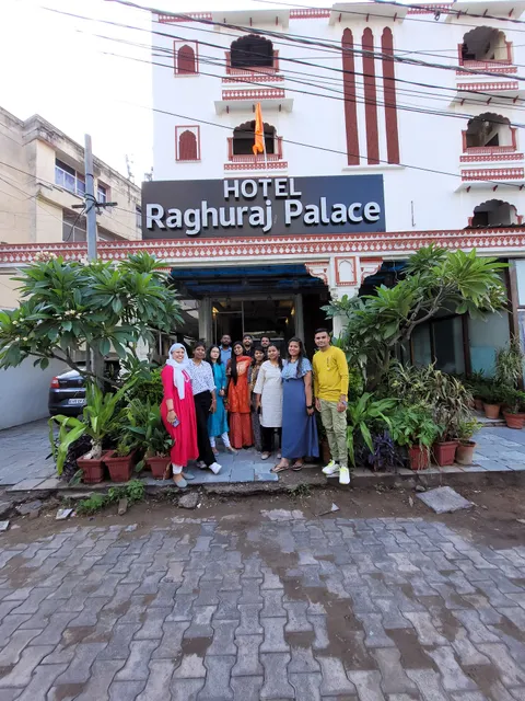 Hotel Raghuraj Palace