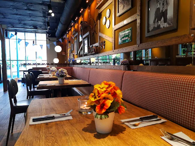 Wurst & Schnitzelhaus Zuidas (WuSH)