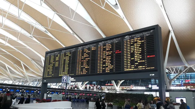 Shanghai Yandong Liyang Road Agricultural Trade Non-Staple Food Market