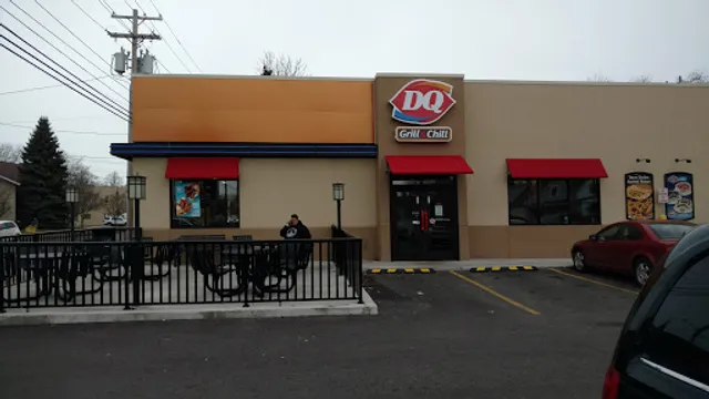 Dairy Queen Grill & Chill