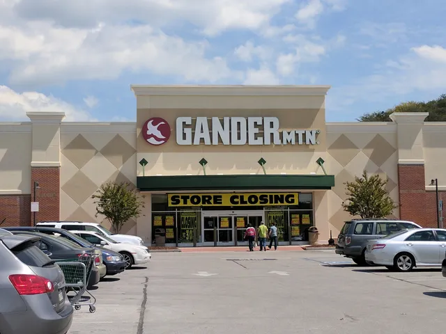 Oak Park Town Center