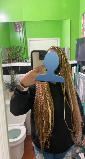 Marcia's Beauty Salon & African Hair Braiding