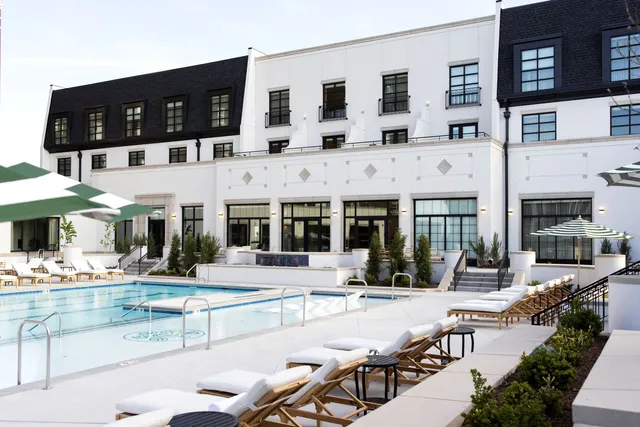 Kimpton Cottonwood Hotel