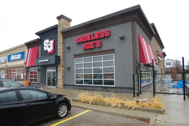 Shoeless Joe's Sports Grill