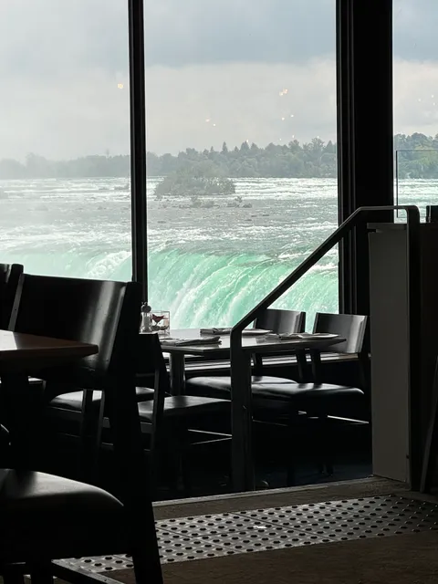 Table Rock Bistro + Wine Bar