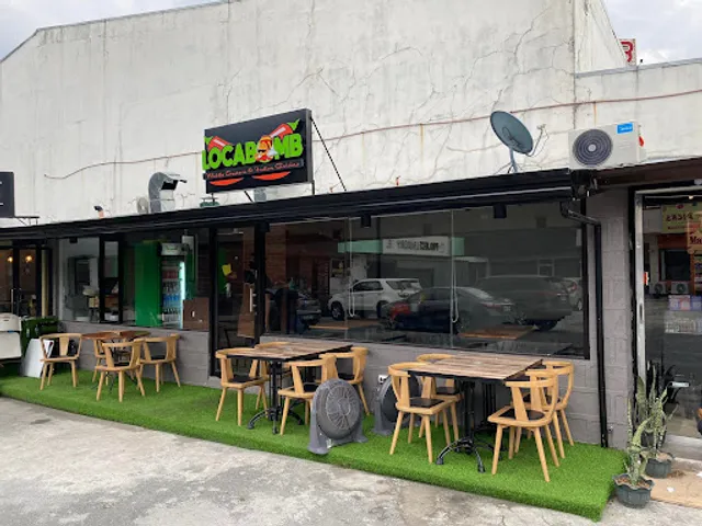Locabomb Middle Eastern & Indian Cuisine