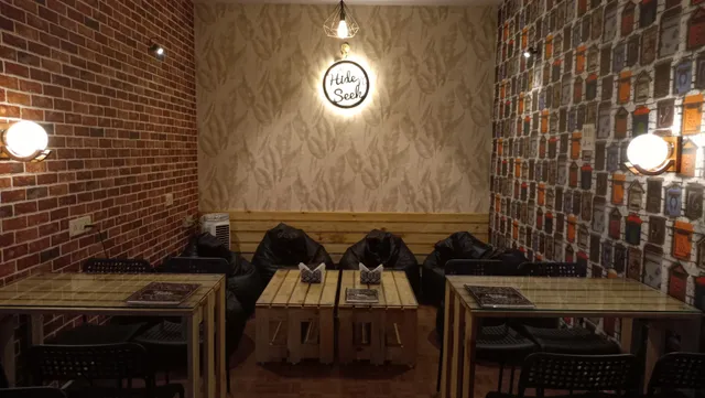 Cafe Hide n' seek