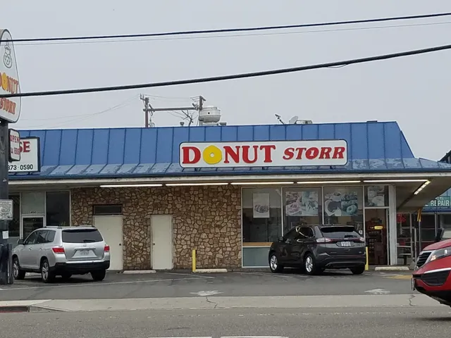 Donut Storr