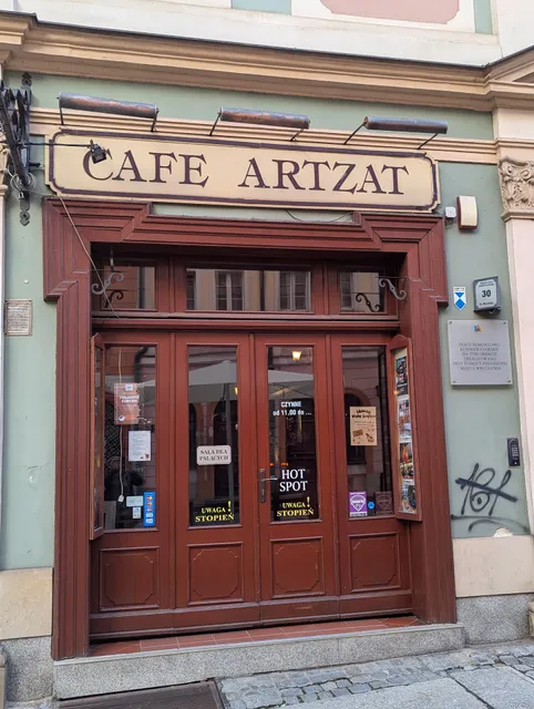 Artzat Cafe