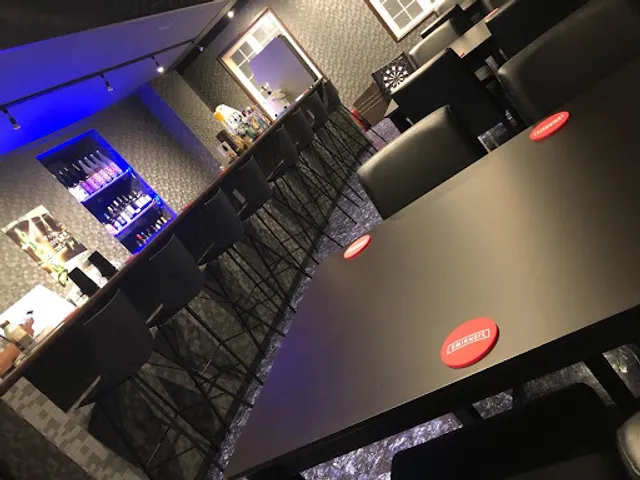 日本酒BAR GANCHUU（ガンチュー）