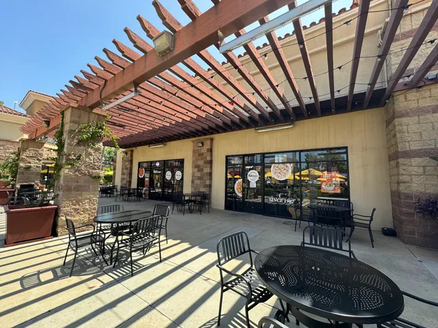 Pelicana Chicken - Chino