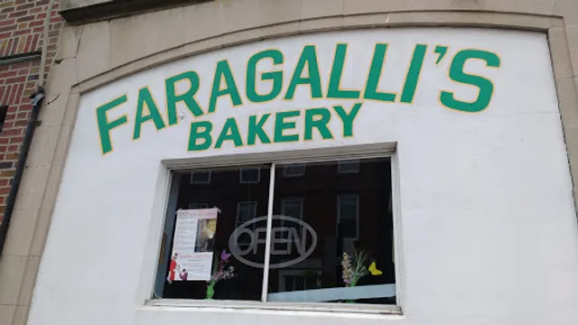 Faragalli's Bakery