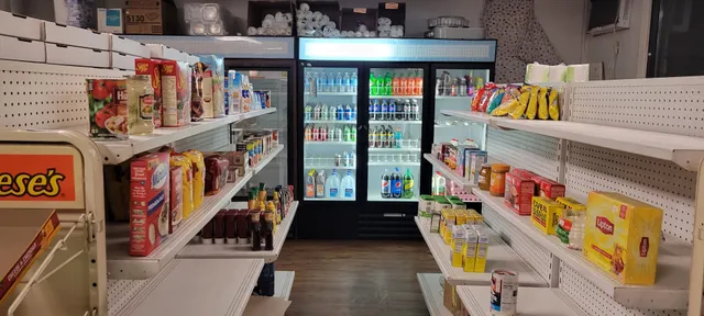 Main Street Deli, Pizzeria, & Country Store