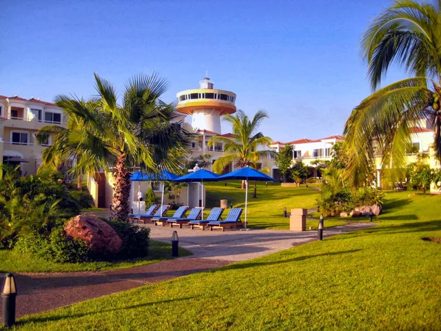 Isla Mazatlán Residence Club