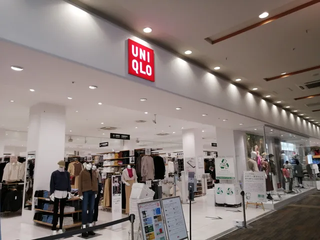 UNIQLO RaSORa SAPPORO Shop