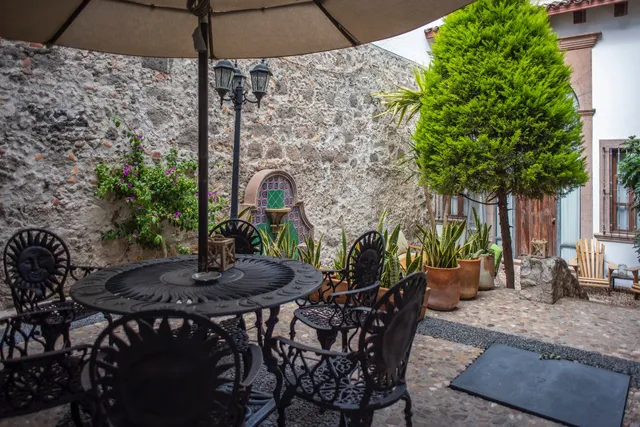 Hotel El Alcazar Casa Hotel