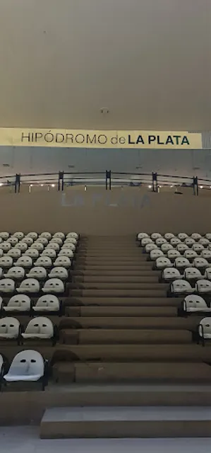 Dardo Rocha Salón Comedor