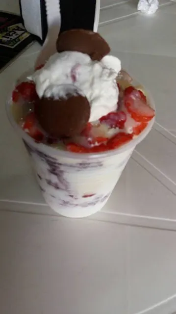 Deguste Itajubá - lanches, panquecas, açai e macarrão na chapa