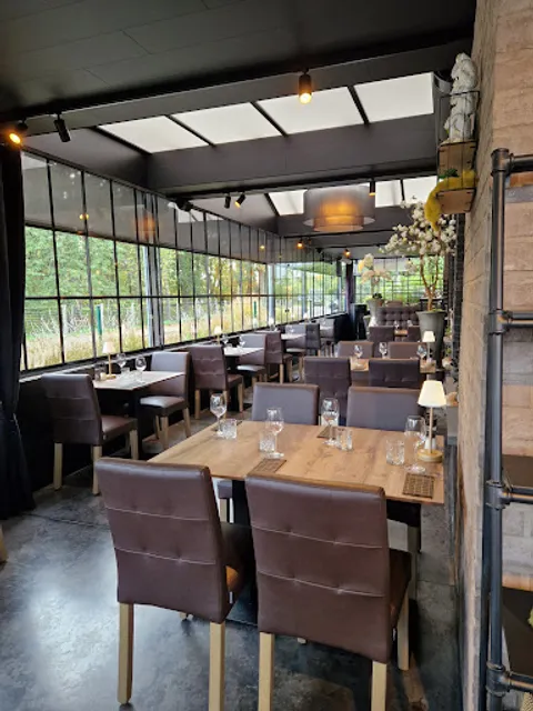 Hill 60 Restaurant