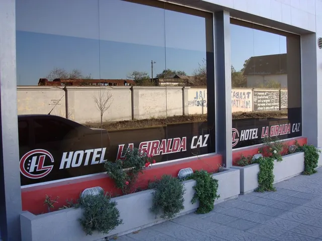 Hotel La Giralda Caz