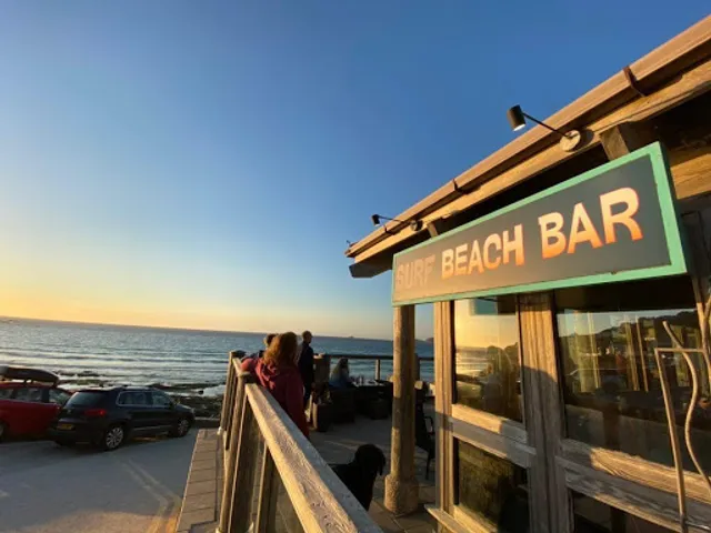 Surf Beach Bar