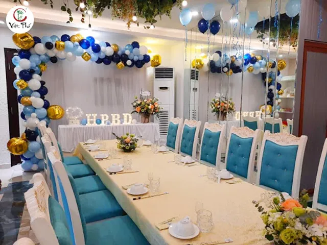 Nhà hàng Việt Phố