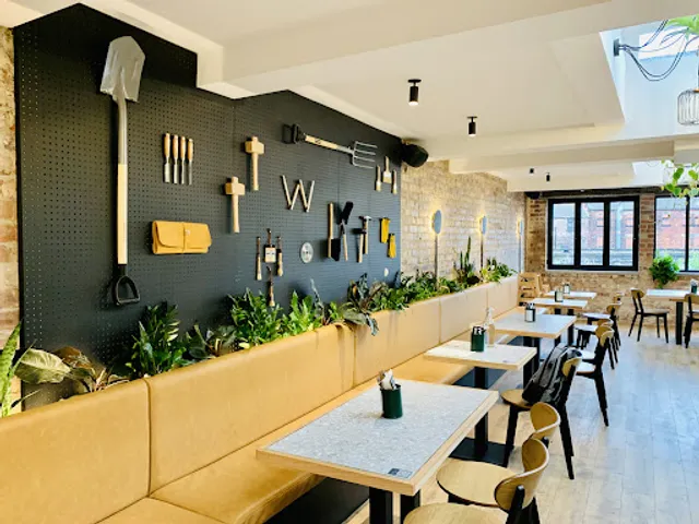 Hardware Coffee + Kitchen