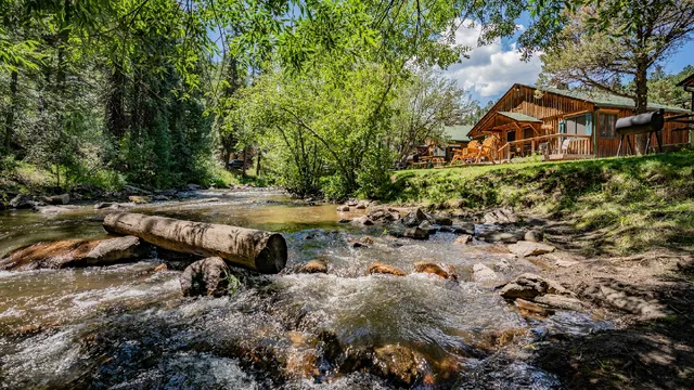Colorado Bear Creek Cabins