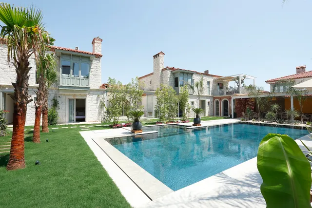 Lotus Alaçatı Bahçe