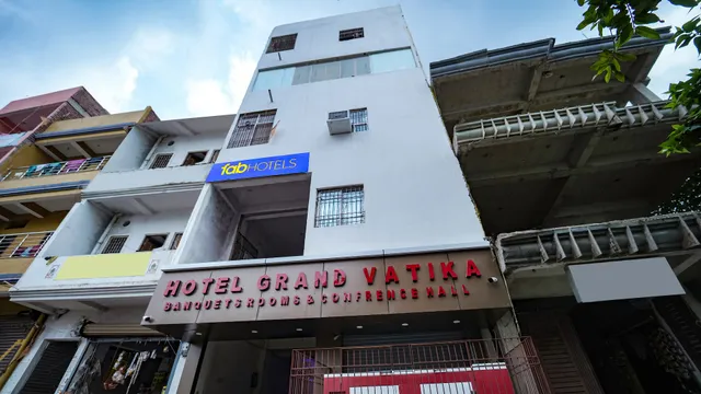 FabHotel Grand Vatika