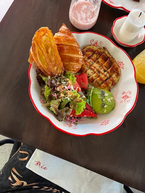 Brie Restaurant & Cheesery