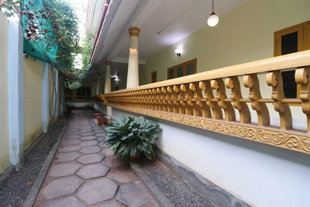 Hotel O Sandhra Apartments