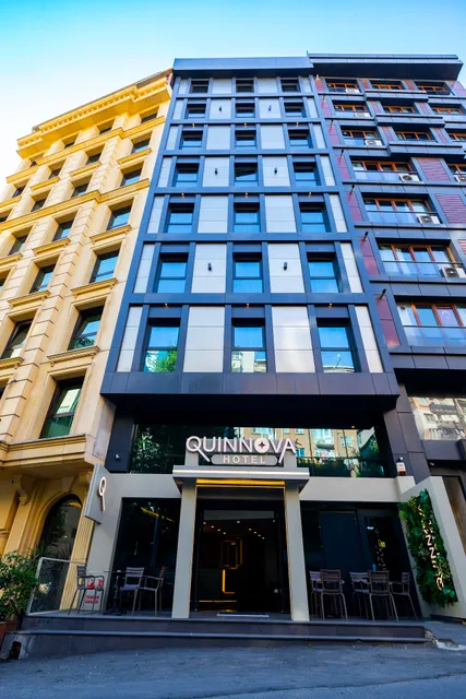 QUINNOVA HOTEL