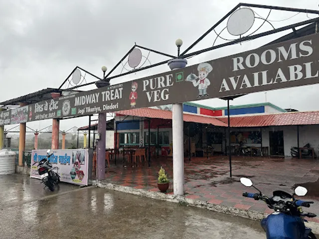 Mid Way Treat Jogi Tikariya