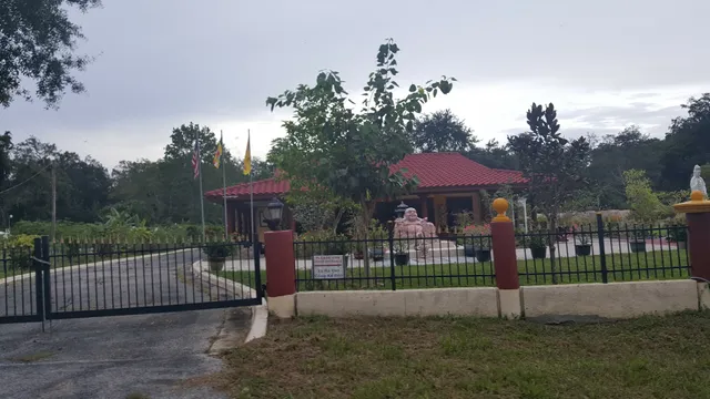 Long Van Temple, USA