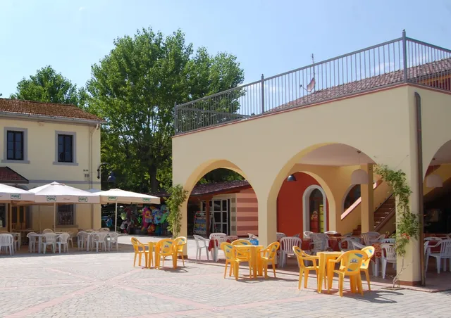 Club del Sole Viareggio Family Collection