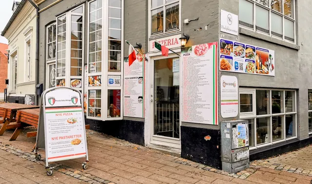 Piccola Italia Pizzaria 3400