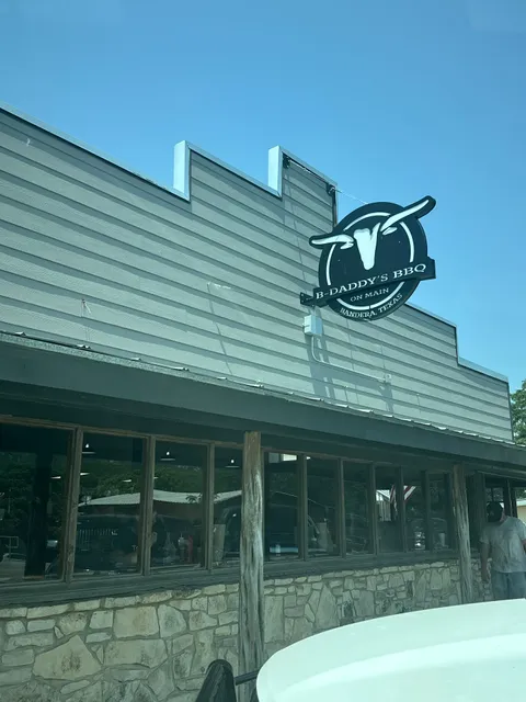 B-Daddys BBQ on Main