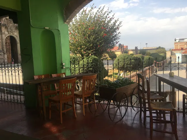 Cafetería “El Colorín Portales”