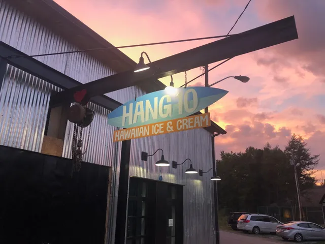 Hang 10 Hawaiian Ice & Cream