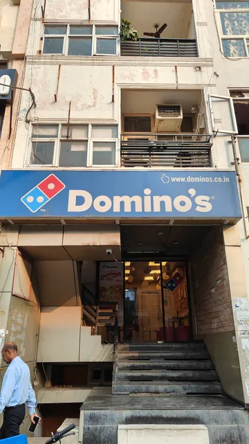 Domino's Pizza | Lajapt Nagar Part 2, New Delhi