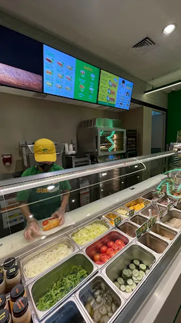 Subway - South Quarter