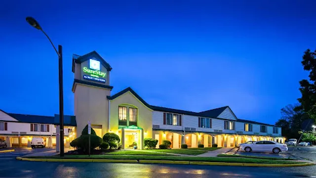 SureStay by Best Western East Brunswick