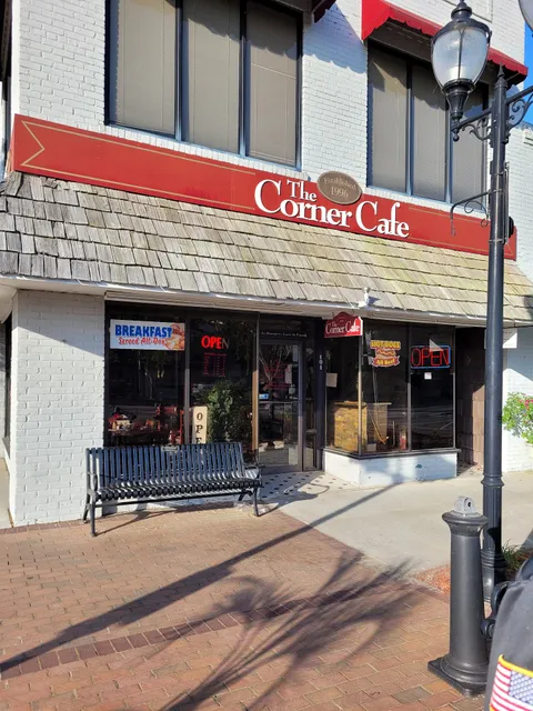 Corner Cafe