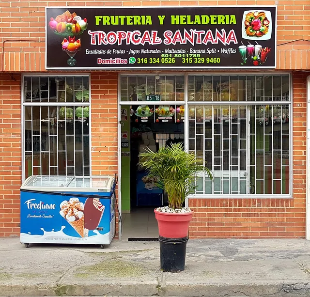 FRUTERIA & HELADERIA TROPICAL SANTANA